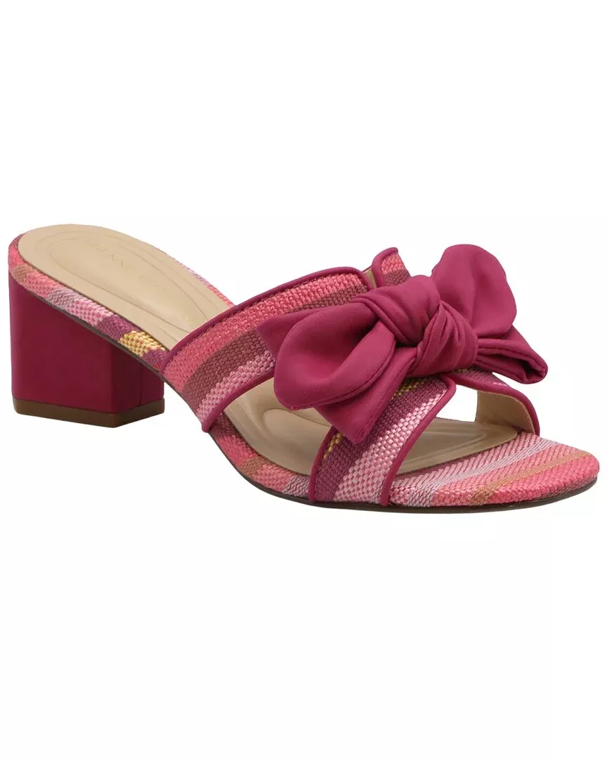 Adrienne Vittadini Arnoldo Sandal
