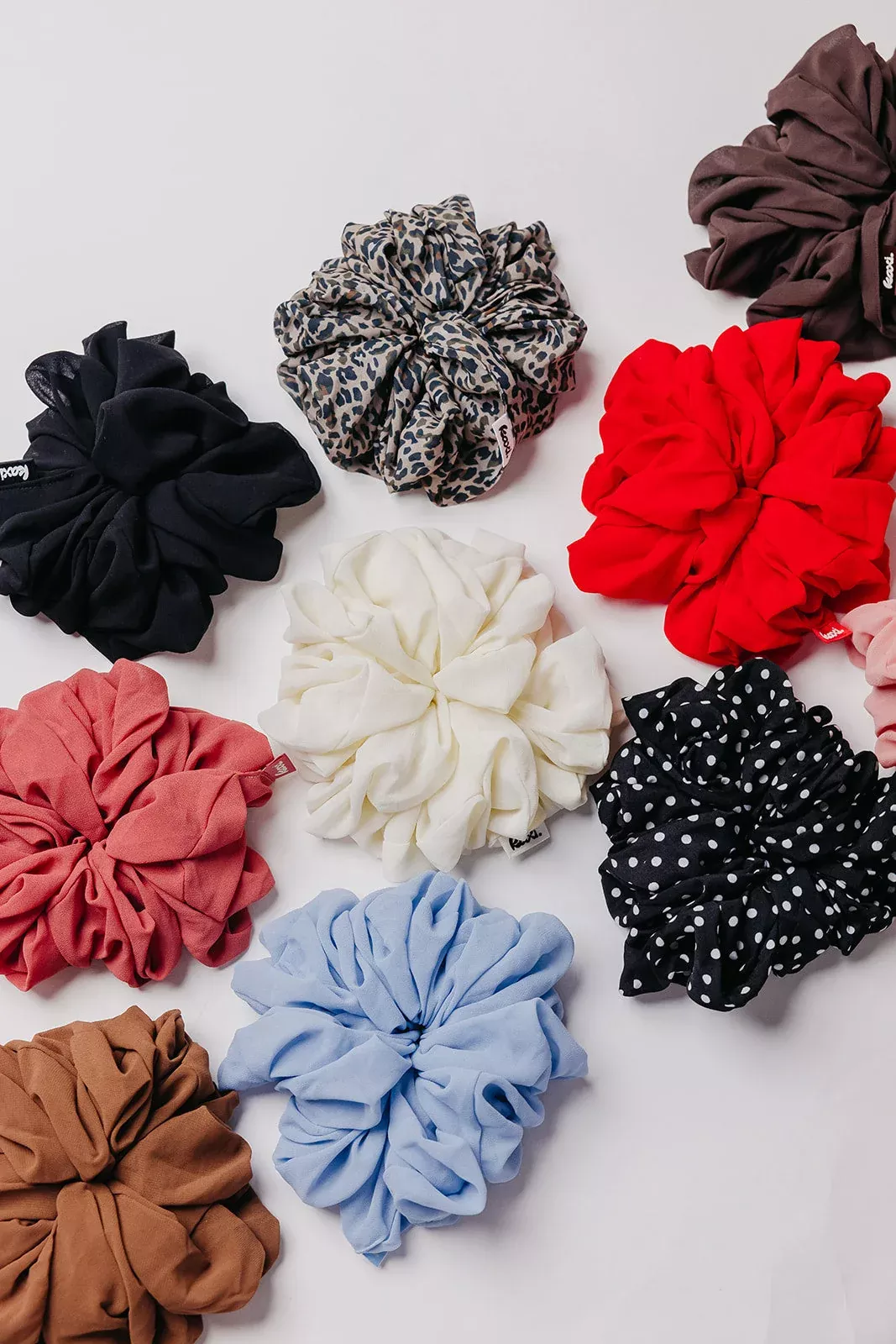 JUMBO SCRUNCHIE