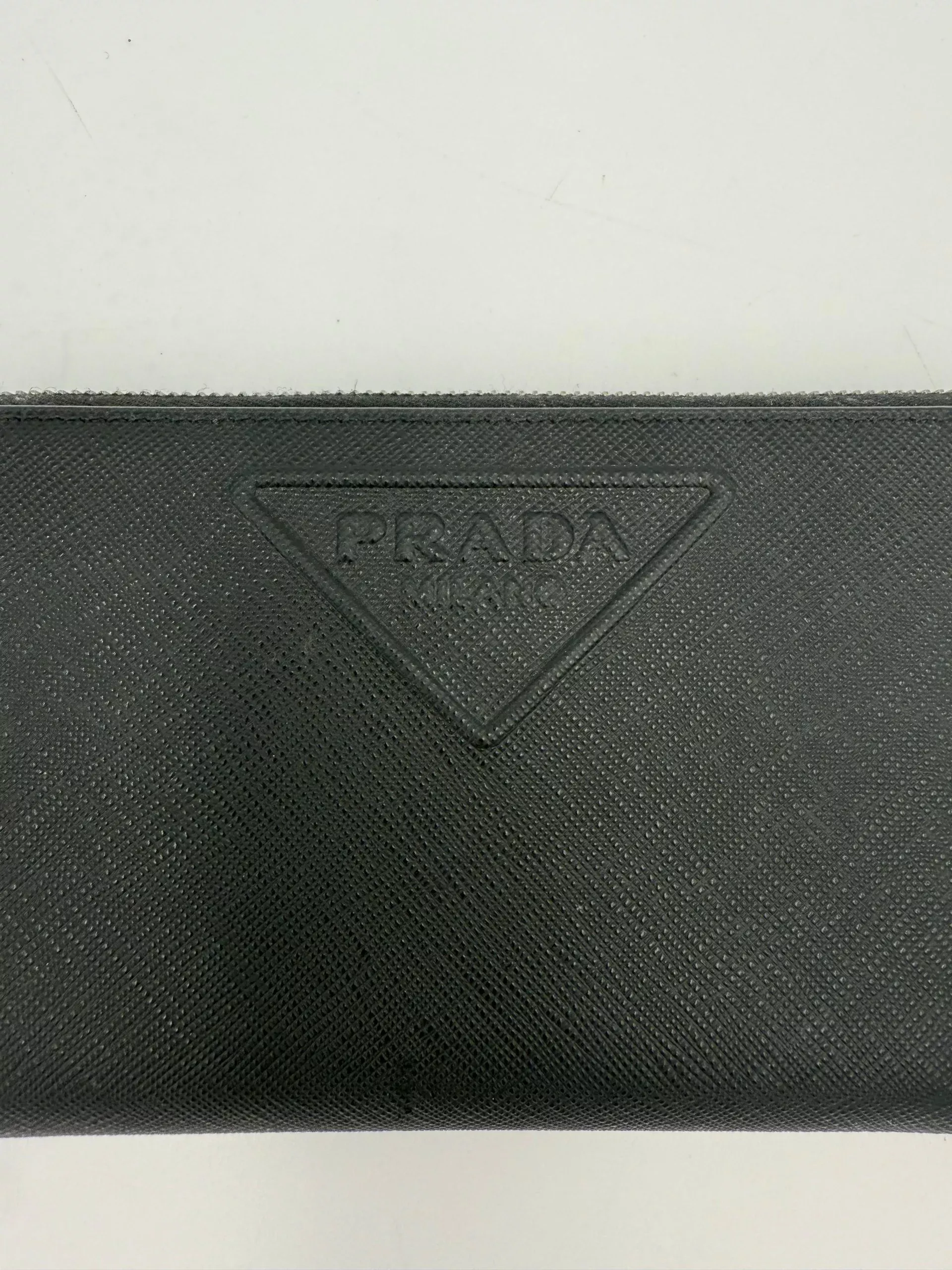 Prada PRADA Zip in Saffiano LeatherWallet (Authentic Pre-Loved)